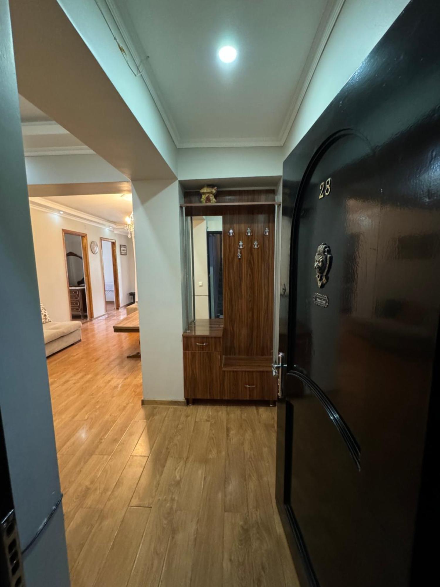 Warm Flat Apartment Gonio Luaran gambar