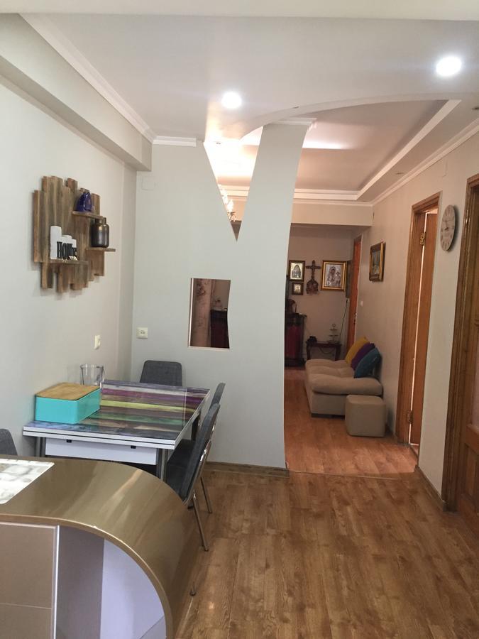 Warm Flat Apartment Gonio Luaran gambar